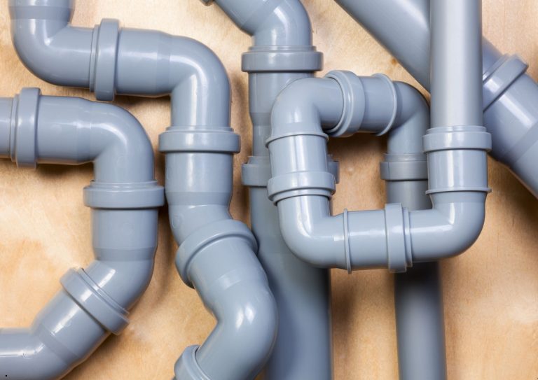 Read more about the article מה זה PVC? החומר שכל אינסטלטור חייב להכיר